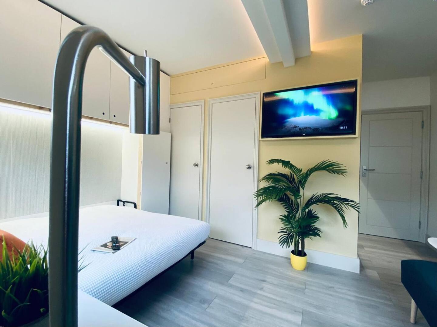 Apt 10 Beachside Beauty Lux Studio Steps From Beach برايتون المظهر الخارجي الصورة