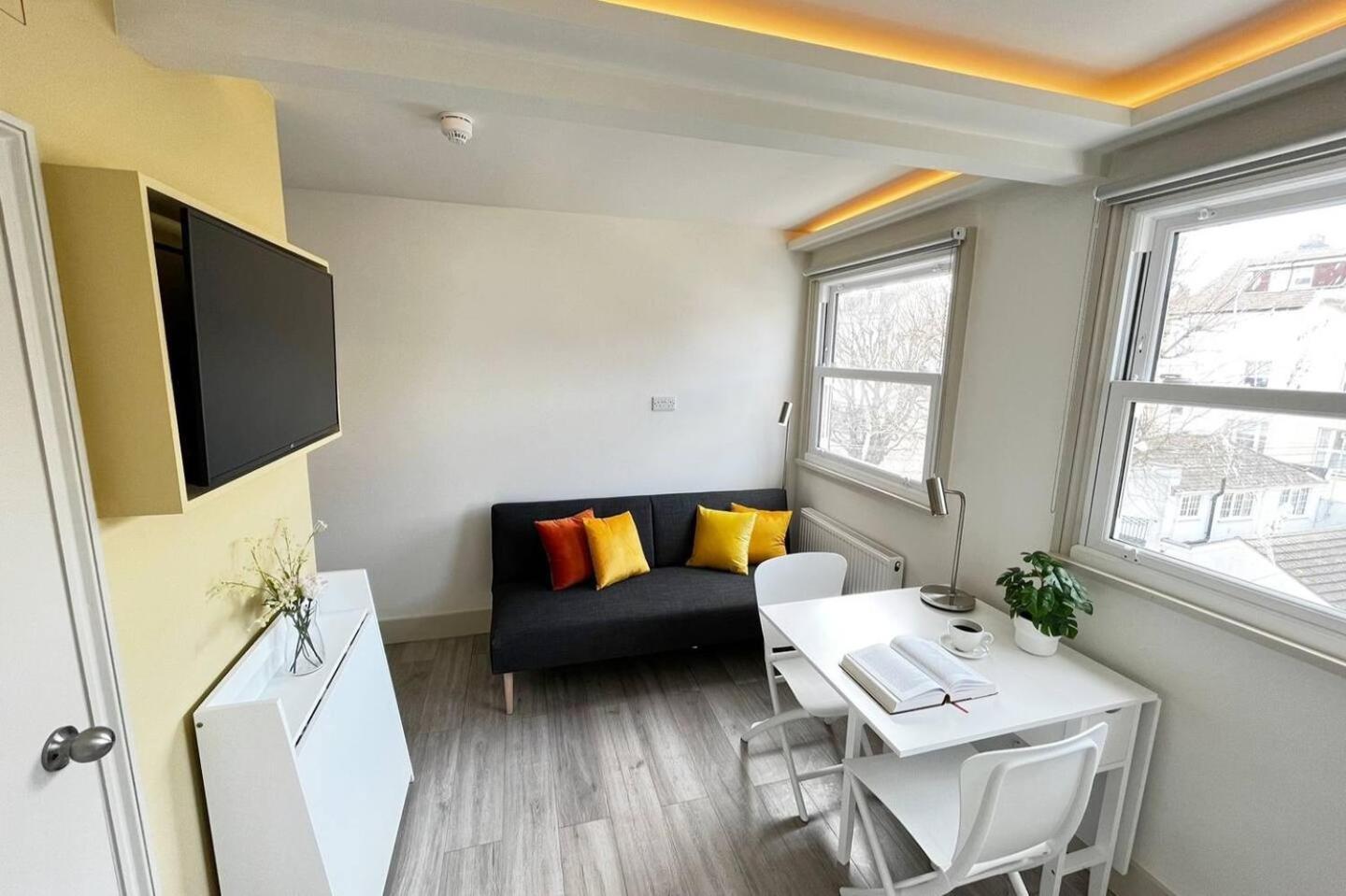 Apt 10 Beachside Beauty Lux Studio Steps From Beach برايتون المظهر الخارجي الصورة